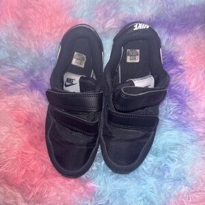 Nike Kids Black and White Sneakers